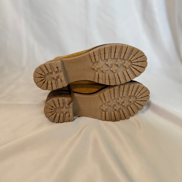 Montelliana STELLA GENUINE SHEARLING TRIMMED LACE-UP HEALED BOOT IN SEGALE - Picture 10 of 11